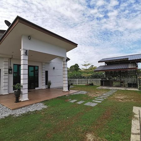 Orchard Villa Melaka Buitenkant foto